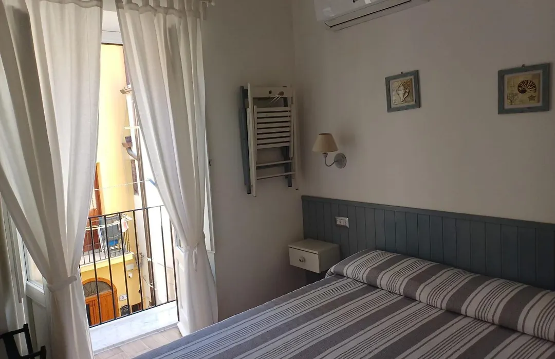 Dafni e Naide Apartment-1