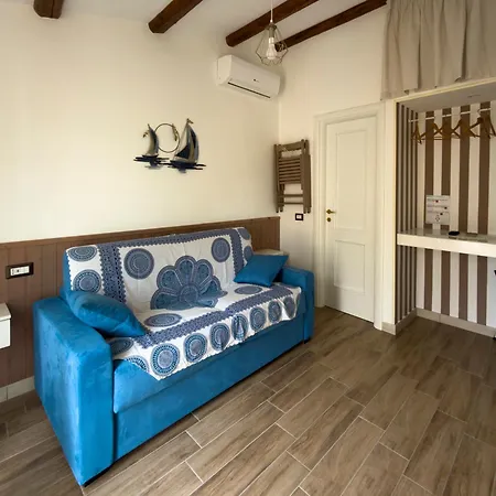 Dafni e Naide Apartment-2